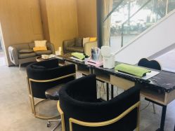 -诗悦发型烫染SALON