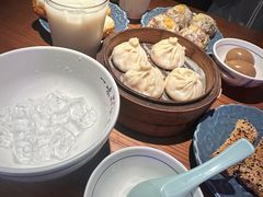 -鑫震源·苏式大虾生煎(山塘街店)