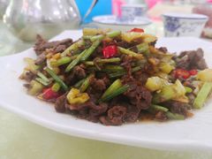 -湘里湘亲饭店(闸坡店)