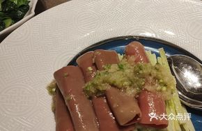 Cold-Mixed Sea Intestine