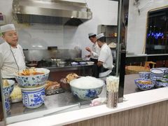 -崇德楼水盆牛羊肉泡馍馆(文艺路店)