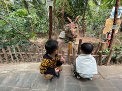 -呀路古热带植物园-恐龙馆