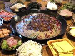 -周幺妹重庆老火锅(银泰城总店)