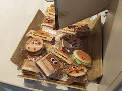 -玥儿弯弯手作烘焙(中海国际社区御城店)