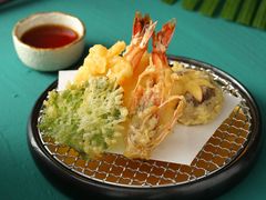 -铭牛烧肉·和牛海鲜自助(高新月牙湖店)