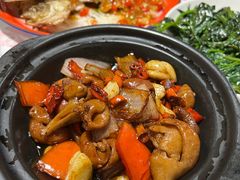 -堂瓦里·33年传统赣菜(第一街区店)