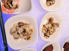 -曼格活海鲜·牛排自助(光明蓝鲸店)