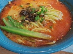 重庆小面-渝乡辣婆婆·川菜 水煮鱼(中山西路店)