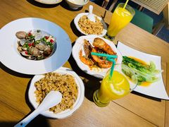 -臻鲜燕海鲜融合餐厅(金陵style店)