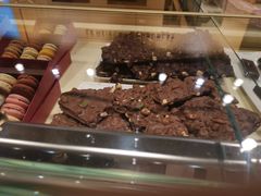 -LA MAISON DU CHOCOLAT(戴高乐机场T 2F店)