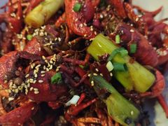 -郑东靓靓虾馆·金牌油焖大虾(天泽街店)