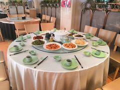 -锦粤宫·融合粤菜(上海金沙江店)