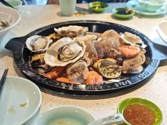 -巧克力渔家.小船海鲜胶东菜(万平口店)