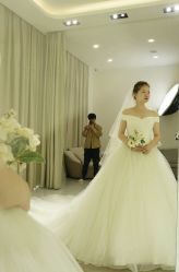 -禕·愫白婚纱商店