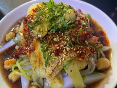 -烤肉小伙烤肉店