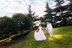点击看大图 -太郎花子婚纱摄影艺术中心
