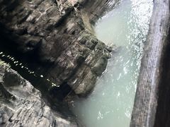 -龙水峡地缝景区