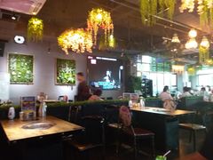 -烤圣自助美食音乐餐厅