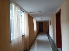 -杭州海华满陇度假酒店