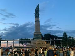 -人民防洪胜利纪念塔