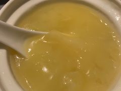 -半岛翡丽海鲜自助餐厅(观风亭店)