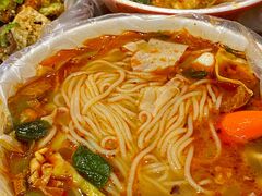 -二钢串叔麻辣烫(华龙大厦店)