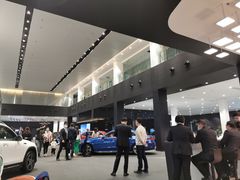 -奔驰上海利星(七宝店)