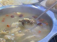 -光头药膳鸡(莱茵小镇店)