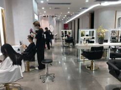 -Kraemer Paris  苏豪路易士·嘉玛发廊