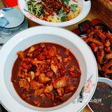 奇，吃个饭也追星？✨新开的店人满为患