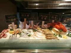 龙虾-广州花园酒店-凌璇阁360度高空海鲜自助餐CAROUSEL