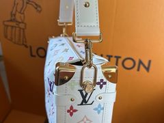 -LV路易威登(海信广场店)