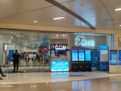 -冰纷万象滑冰场(深圳万象城店)
