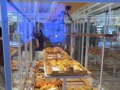 -焙丽拾光(麦凯乐直营店)