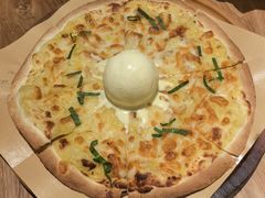 雪山金枕榴蓮脆薄餅-农畉LONFOOD(万象天地店)