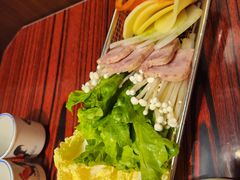 -沙胆彪炭炉牛杂煲(上海日月光广场店)