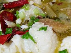 -周鱼小馆石锅酸菜鱼(活力汇店)