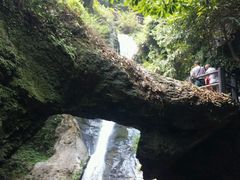 -夏霖九天银瀑风景区