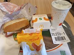 -麦当劳(金山红星美凯龙DT店)