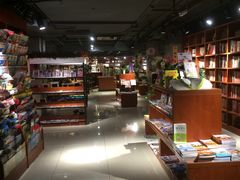 -新华书店(印象城店)