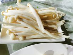 -范饭椰林川湘味海鲜·椰子鸡(三亚湾椰梦长廊店)