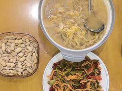 -鹤乡东北菜(崮山路店)