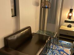 -上海漕河泾万丽酒店