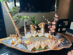 -蟹犇前•帝王蟹雪蟹(陆家嘴店)
