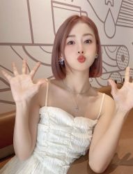-DL HAIR SALON
