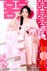 -欣薇婚纱(新源乐汇城店)