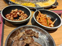 -青瓦炭韩潮烤肉(花园道店)