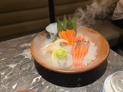 -牛YO寿喜烧·铁板烧和牛火锅自助(市府恒隆店)