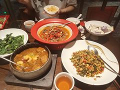 -千百味红餐厅·江西菜(绿地双子塔店)