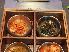 -河坝烧烤串城(金达莱店)